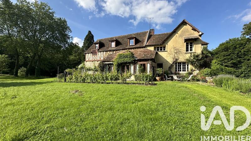 Maison - 311 m² - 8 pièces