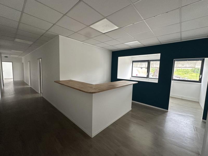 Bureau - 135 m²