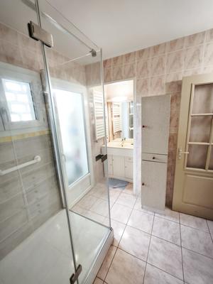 Appartement - 75 m² - 4 pièces