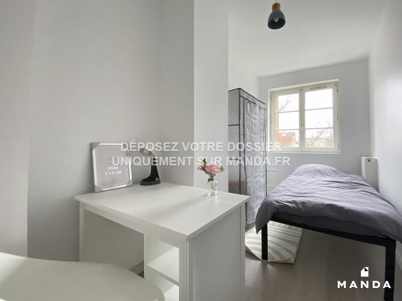 Chambre - 10 m² - 4 pièces