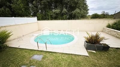 Maison - 186 m² - 6 pièces