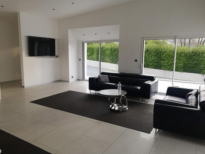 Maison - 160 m² - 5 pièces