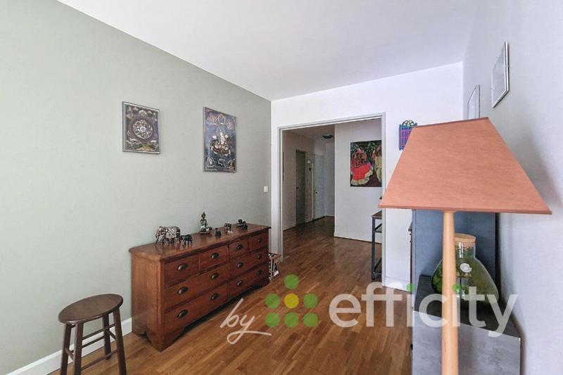 Appartement - 94 m² - 4 pièces