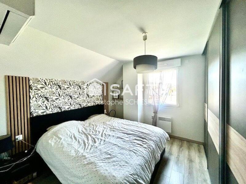 Maison - 96 m² - 5 pièces