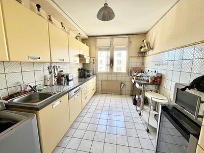 Appartement - 92 m² - 3 pièces
