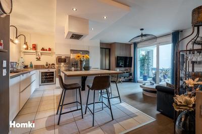 Appartement - 86 m² - 4 pièces