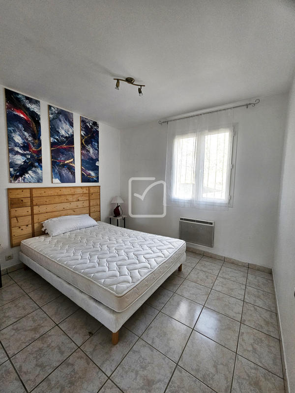 Maison - 256 m² - 12 pièces