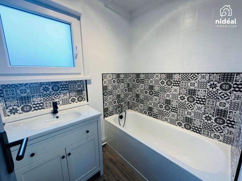 Maison - 110 m² - 5 pièces