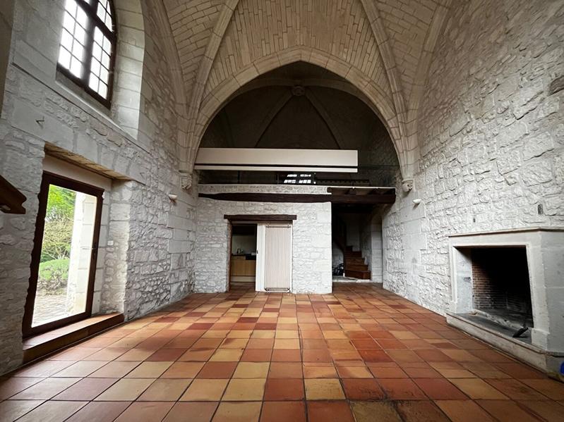 Demeure - 245 m² - 8 pièces