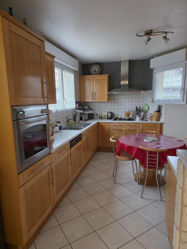 Pavillon - 160 m² - 6 pièces