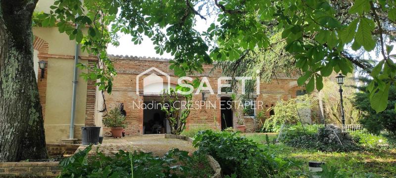 Maison - 400 m² - 11 pièces