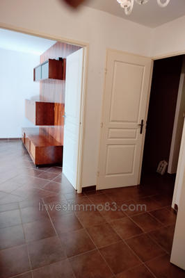 Appartement - 85 m² - 3 pièces