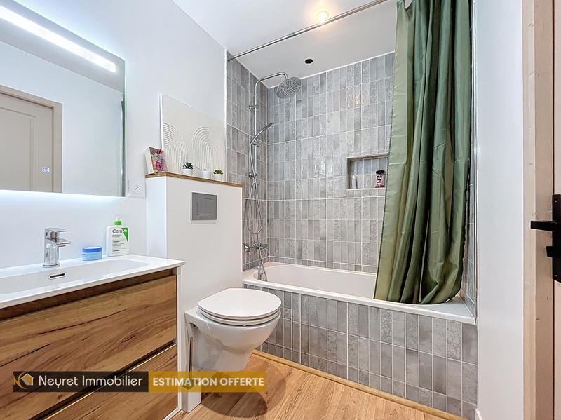 Maison - 84 m² - 4 pièces