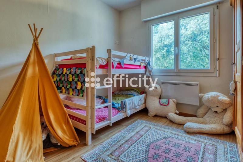 Maison - 122 m² - 6 pièces