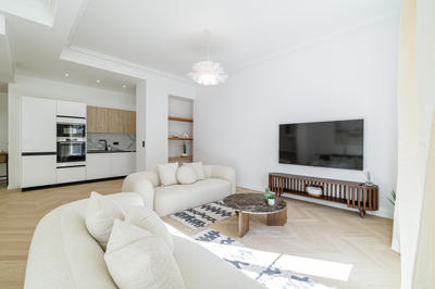 Appartement - 120 m² - 4 pièces