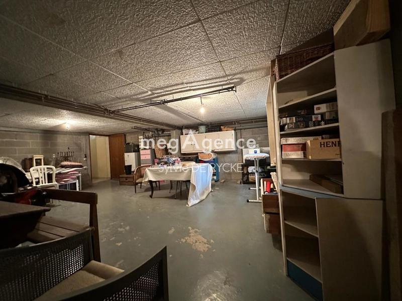 Maison - 199 m² - 7 pièces