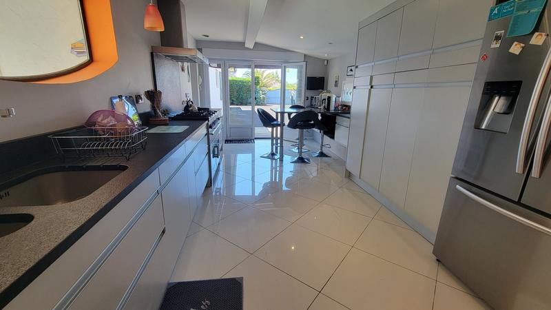 Maison contemporaine - 157 m² - 6 pièces