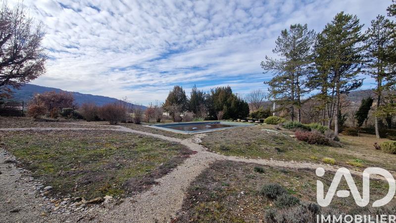 Maison - 105 m² - 4 pièces