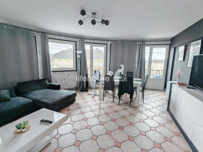 Appartement - 98 m² - 5 pièces