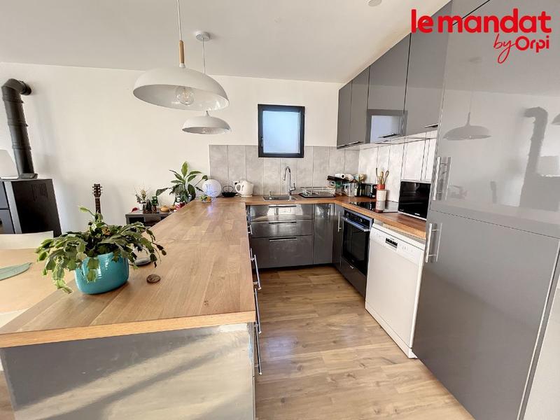 Maison - 88 m² - 4 pièces