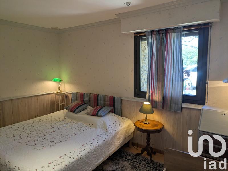 Maison - 211 m² - 11 pièces