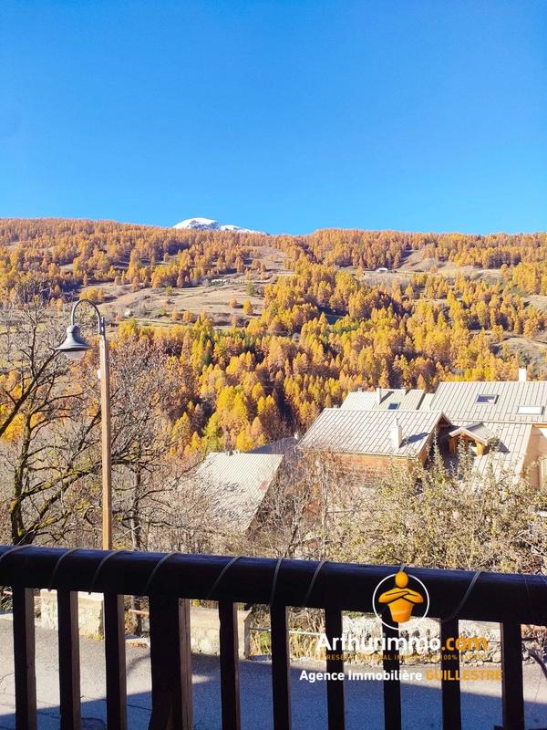 Appartement - 137 m² - 6 pièces