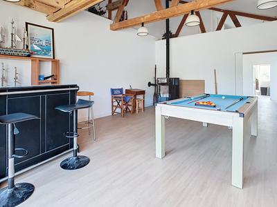 Maison - 200 m² - 7 pièces