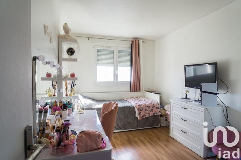 Appartement - 98 m² - 5 pièces