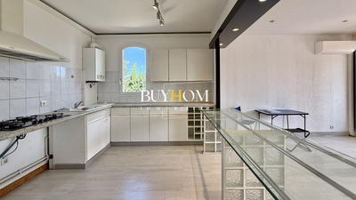 Appartement - 88 m² - 4 pièces