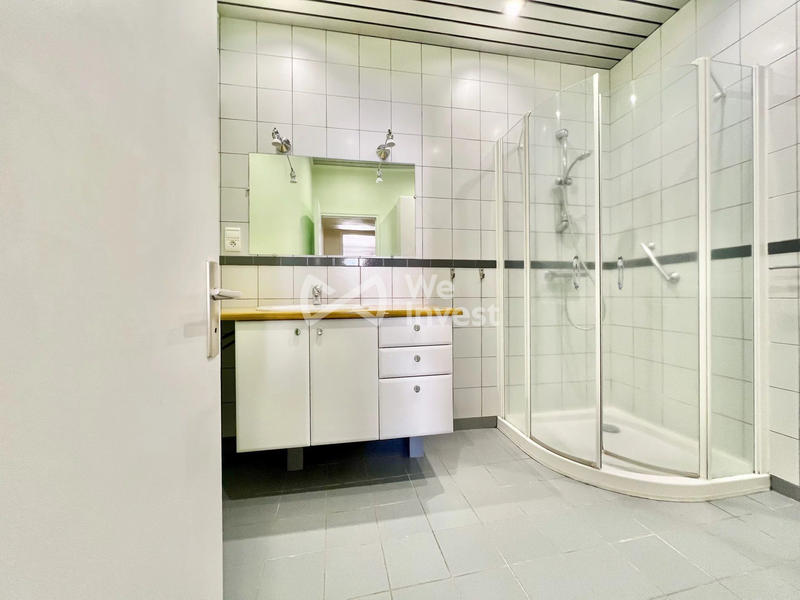 Appartement - 99 m² - 4 pièces