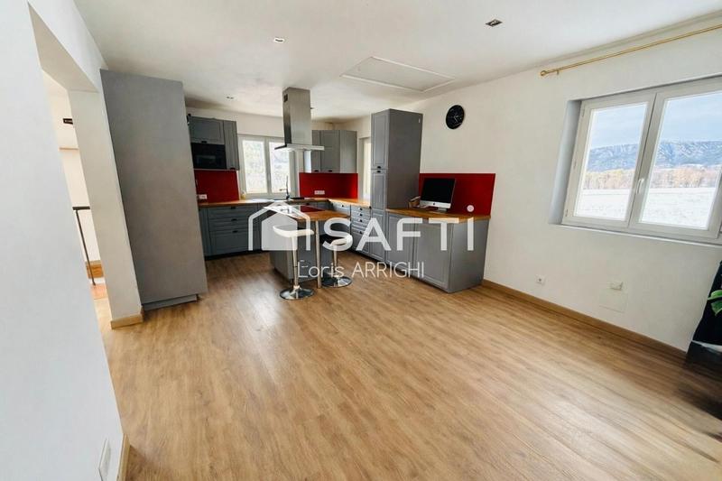 Maison - 107 m² - 4 pièces