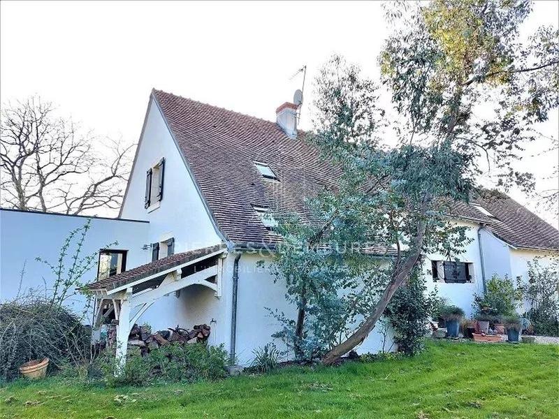 Maison - 190 m² - 8 pièces