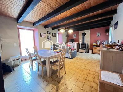 Maison - 136 m² - 6 pièces