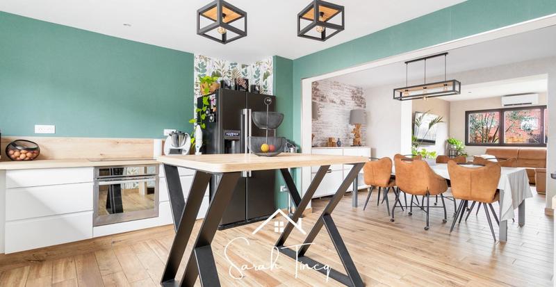 Maison - 105 m² - 5 pièces