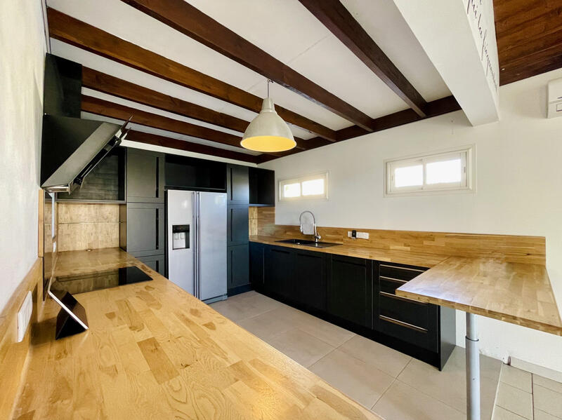 Maison ancienne - 172 m² - 5 pièces