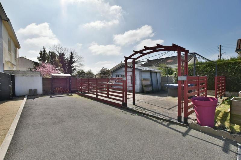 Maison - 108 m² - 5 pièces