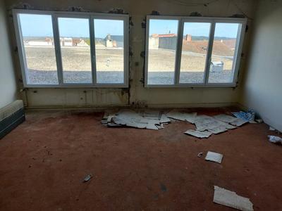 Fonds de commerce - 2 165 m²