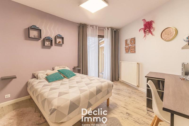 Maison - 317 m² - 6 pièces