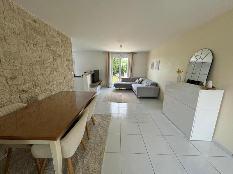 Maison - 100 m² - 6 pièces