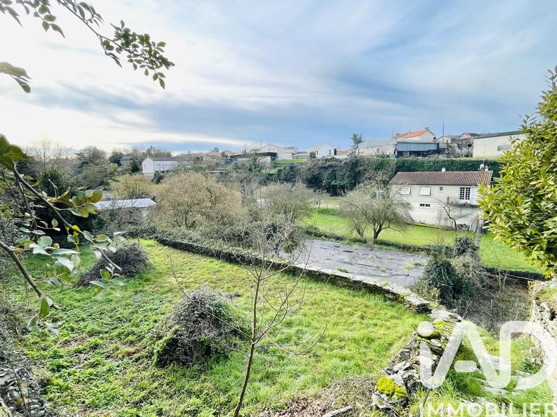 Maison - 140 m² - 7 pièces