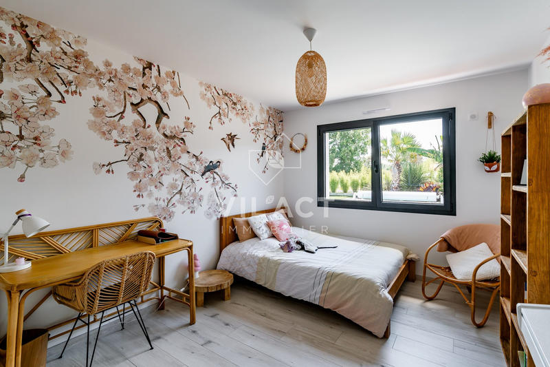 Maison contemporaine - 210 m² - 7 pièces