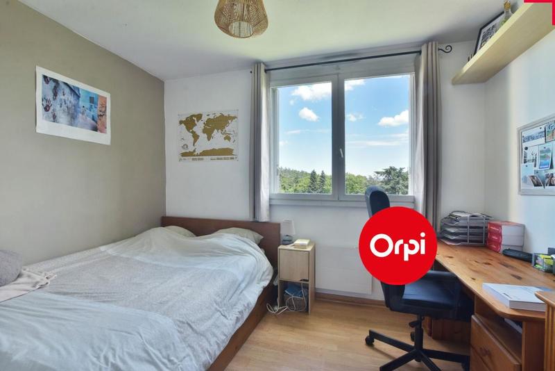 Appartement - 92 m² - 4 pièces