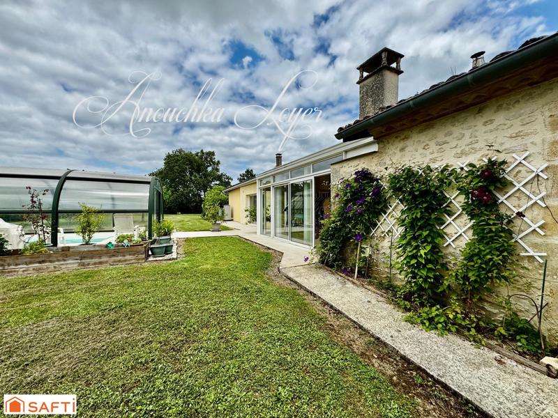 Maison - 292 m² - 9 pièces