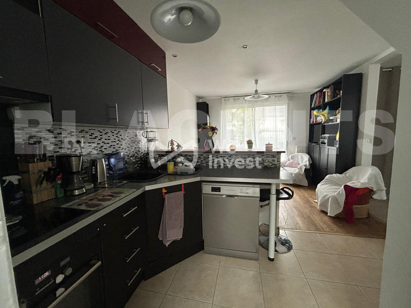 Maison - 84 m² - 6 pièces