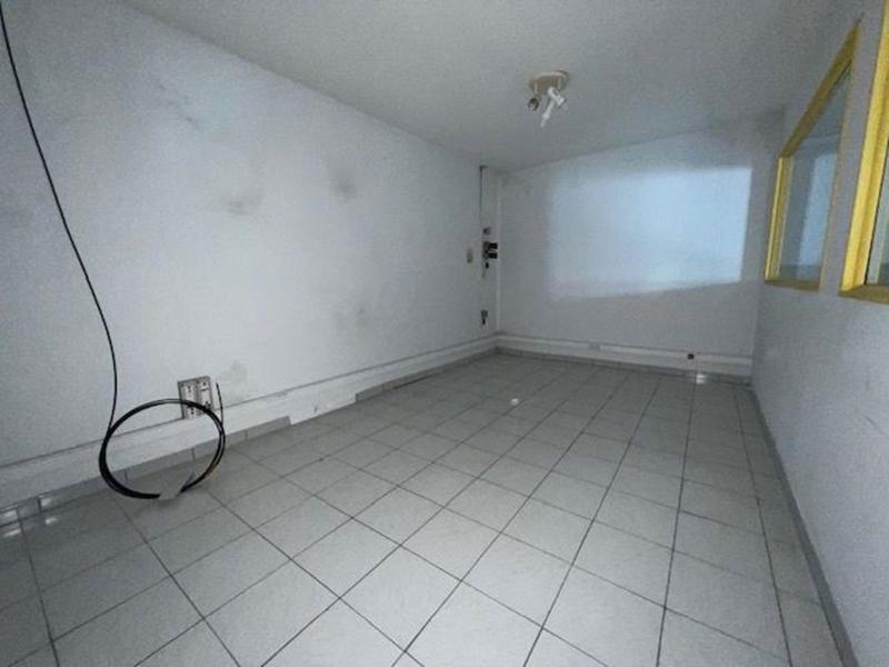 Local commercial - 135 m²