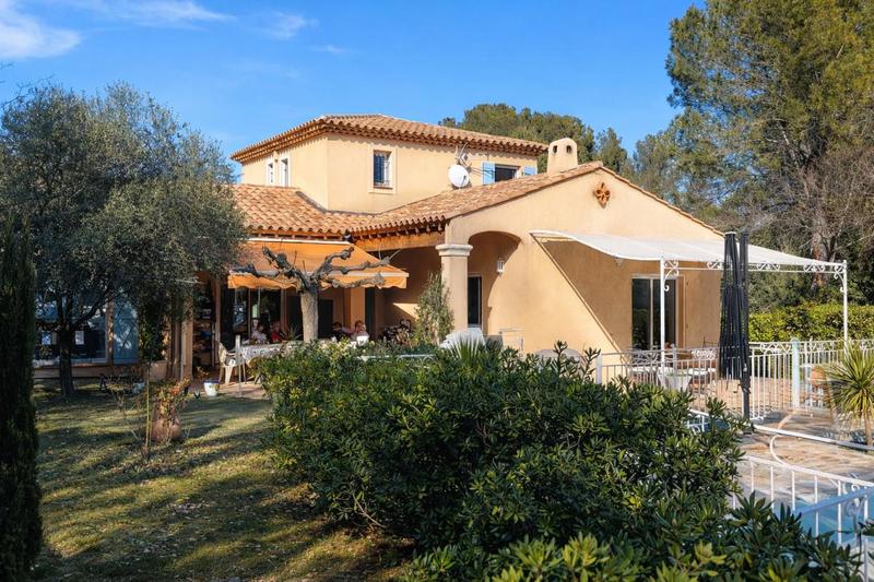 Villa - 155 m² - 5 pièces