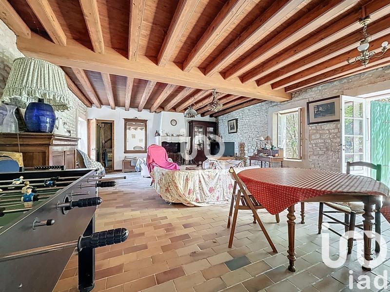 Maison - 179 m² - 10 pièces