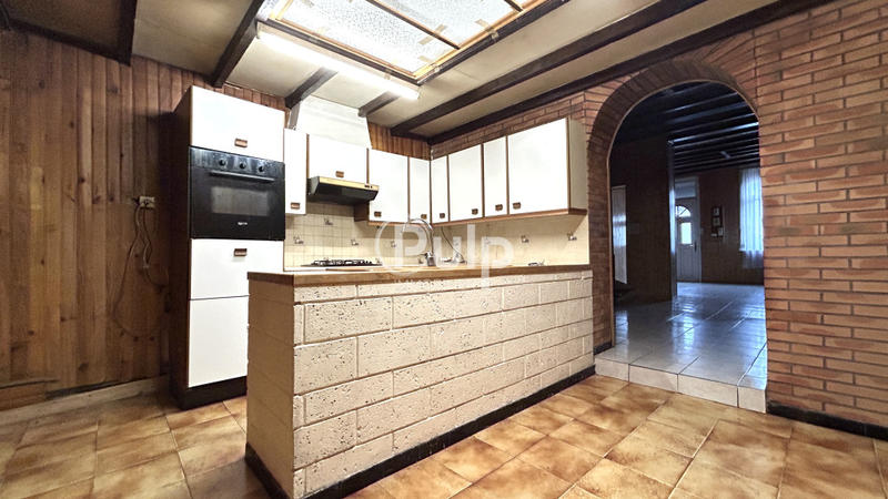 Maison - 93 m² - 5 pièces