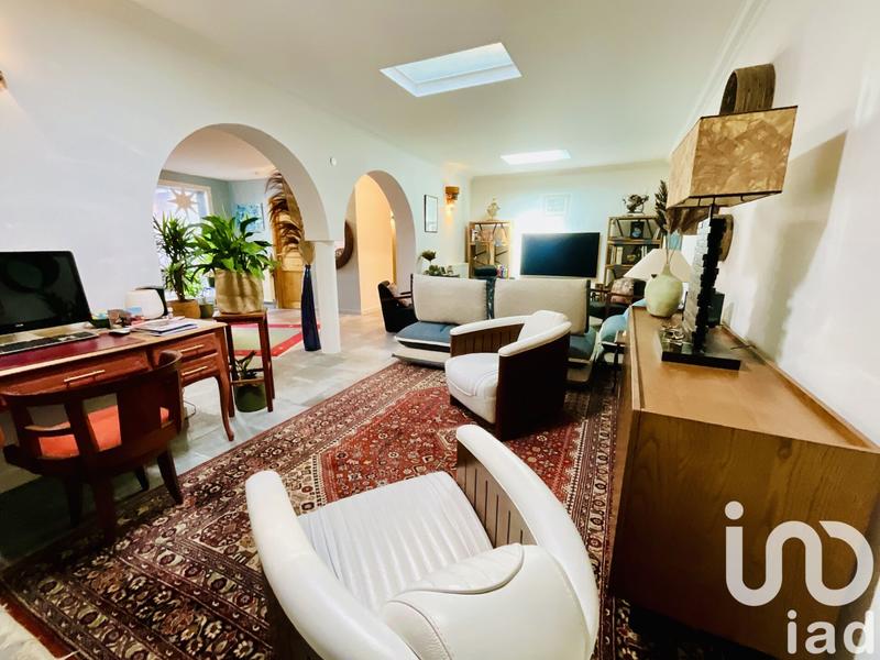 Duplex - 234 m² - 6 pièces