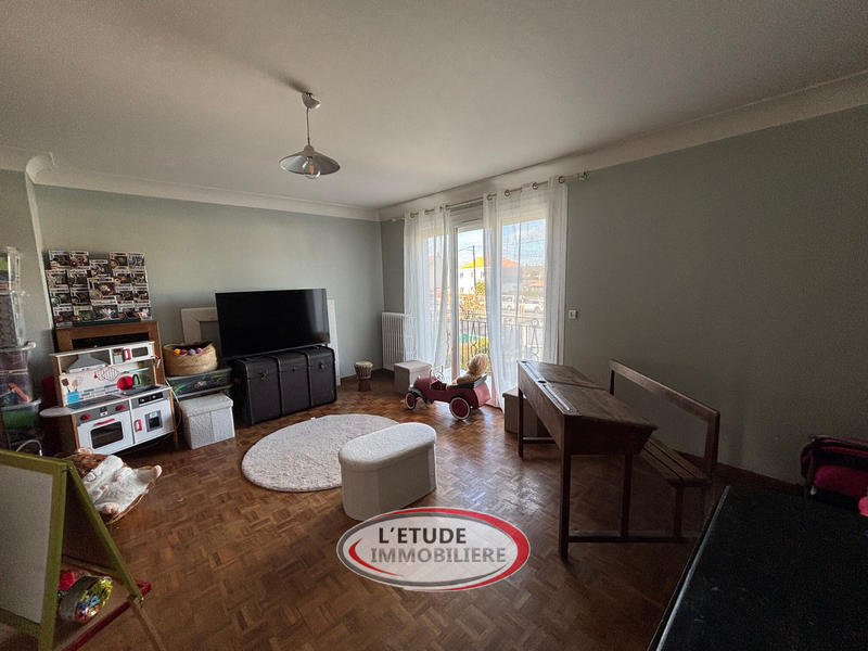 Maison - 179 m² - 7 pièces